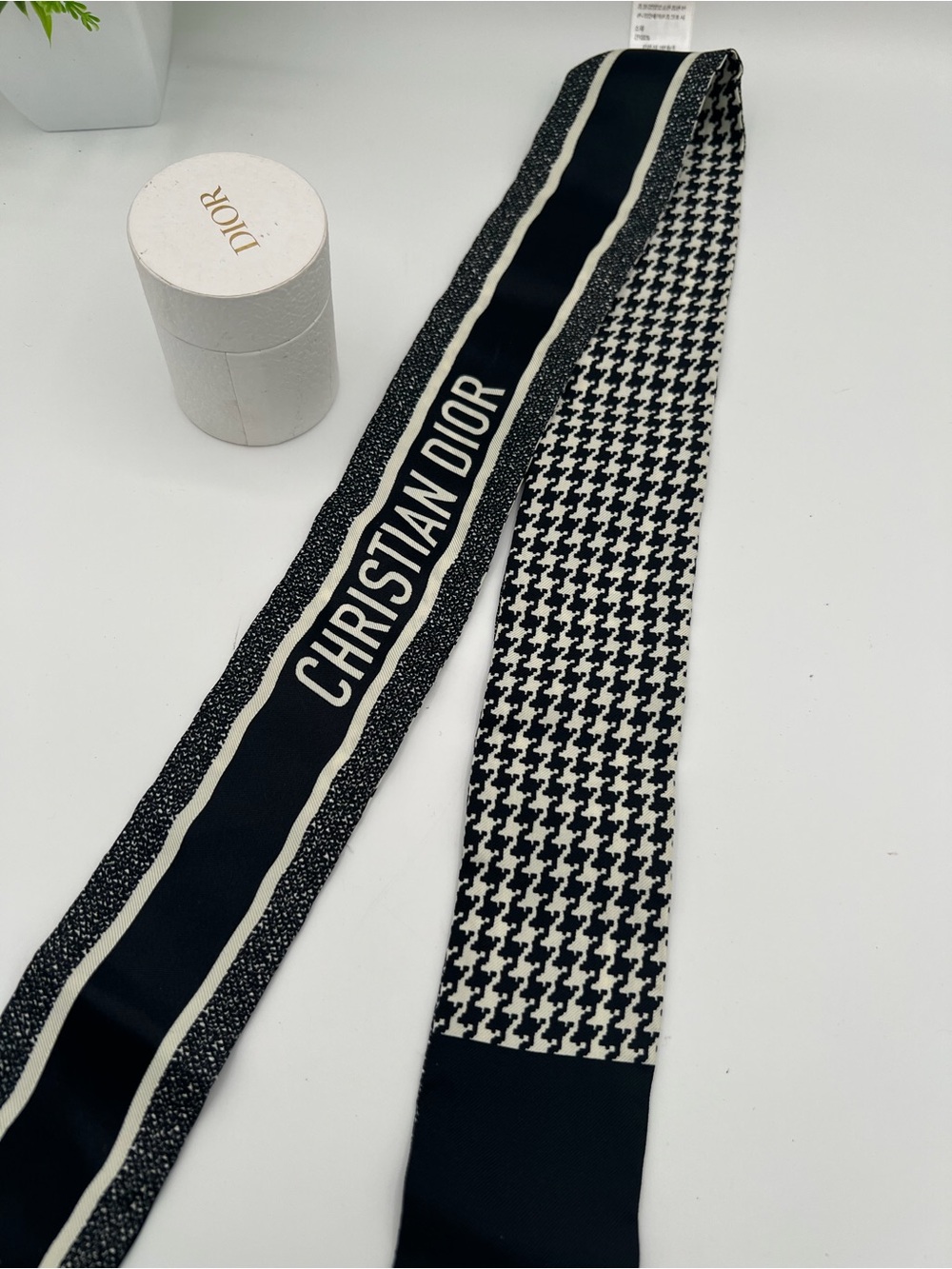 Dior twilly scarf in box 🔥